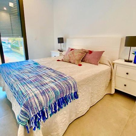 Chalet Con Piscina Privada En La Urb. De Puerto Rey Лос-Амаргильос Экстерьер фото